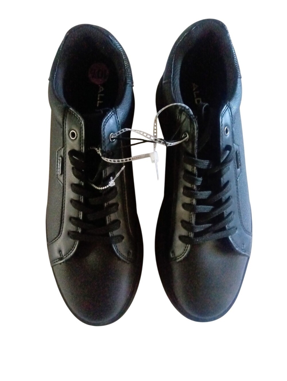 NWT ALDO Minimalist Mens Black Low-Top Sneakers Size 10.5